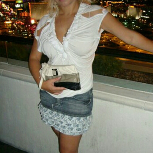 Cute GUESS Skirt - Picture 5 of 7